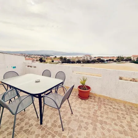 Nada * Krk Town